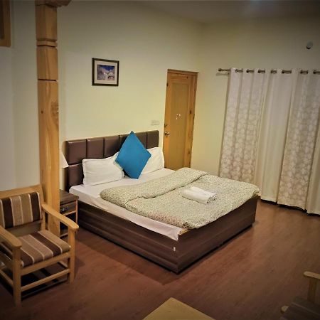 Niri-La Guest House Leh Eksteriør bilde
